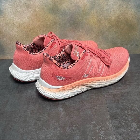 New Balance Fresh Foam X EVOZ v3 Women's Running Shoes Size 10B - Picture 13 of 16